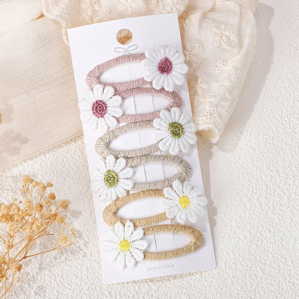 Embroidery Daisy Flower - 6 SZTUK Uroczych Spineczek do Włosów