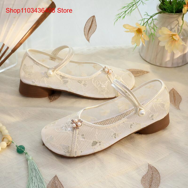 Nowe siateczkowe buty na niski – Embroidery Style recenzja i cena