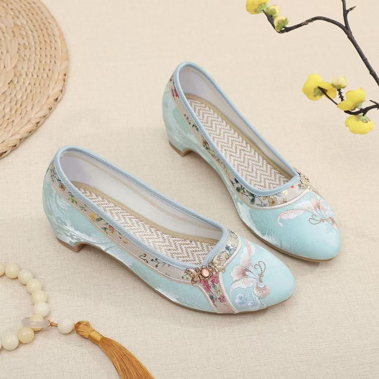 Damskie buty Cheongsam na nisk – Embroidery Style recenzja i cena