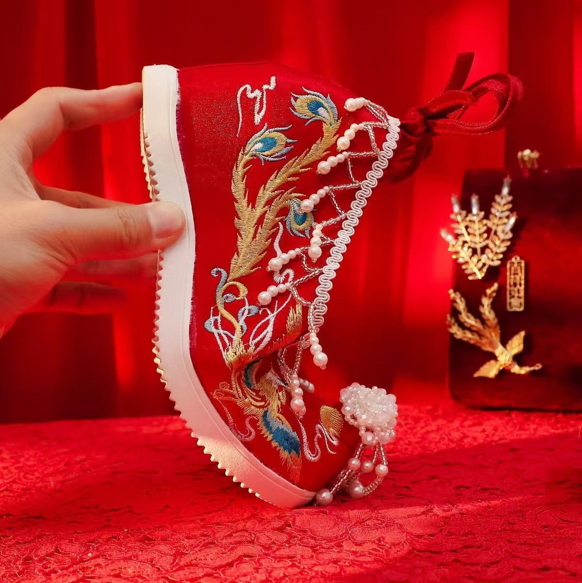 Damskie Nowe Czerwone Haftowan – Embroidery Style recenzja i cena